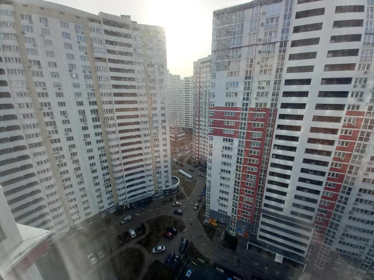 Smart Apartments Drahomanova Kyiv Exterior photo