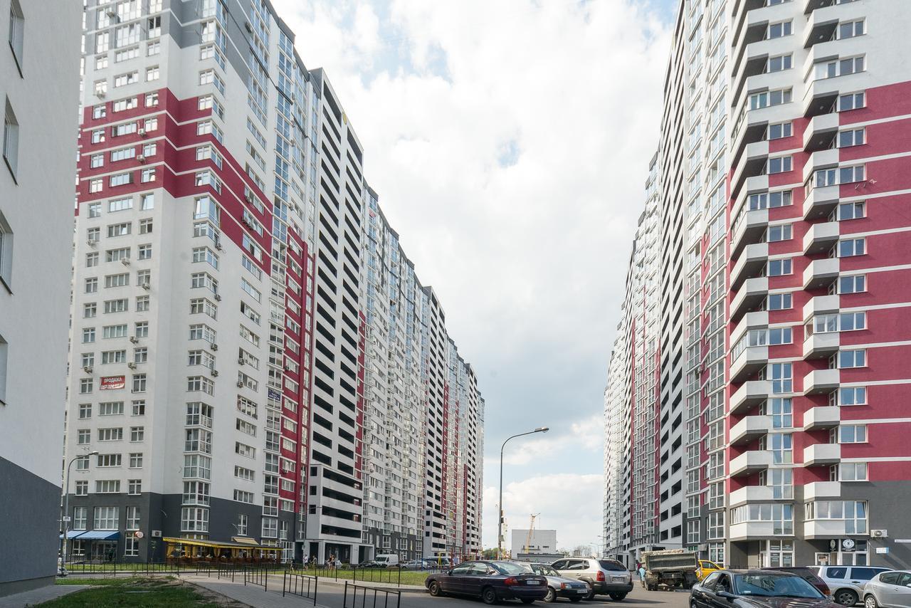 Smart Apartments Drahomanova Kyiv Exterior photo